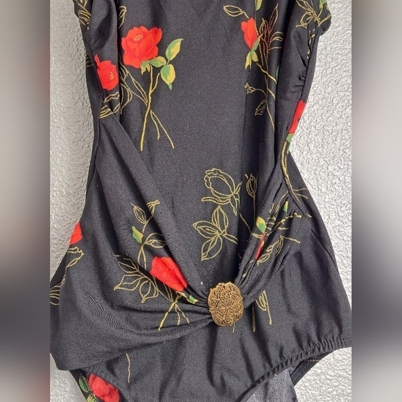 Roxanne Black One Piece Swim Suit With Red Roses Size 12(34D) - Picture 2 of 5